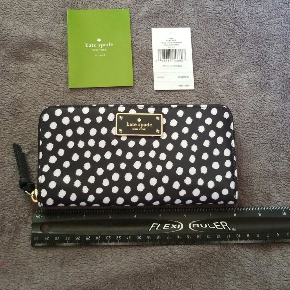 NWT Kate Spade Neda wallet Wilson Road